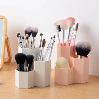 Makeup tool